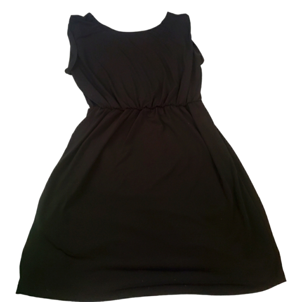 Forever 21 black cap like sleeves size M summer dress little black dress